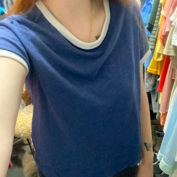 Blue h&m basic tee - Picture 2 of 4